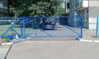 Откатные ворота на территорию школы